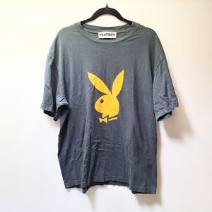 PLAYBOY by Pacsun Shirt Mens Size Large Tee Dark Gray/Yellow Logo